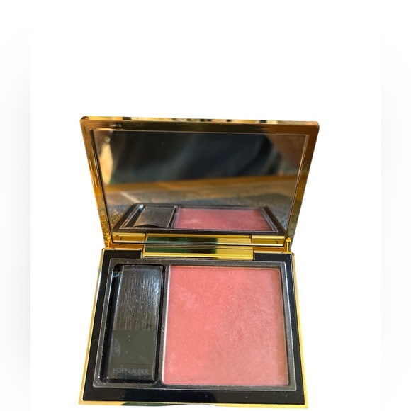 NWT Estee Lauder Pure Color Envy Black and Gold Compact Sculpting Blush - Picture 2 of 3